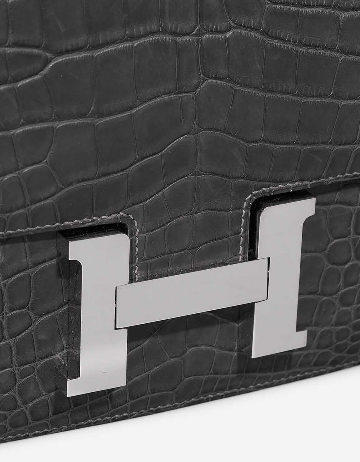 Hermès Constance 24 Matte Alligator Graphite Closing System | Sell your designer bag