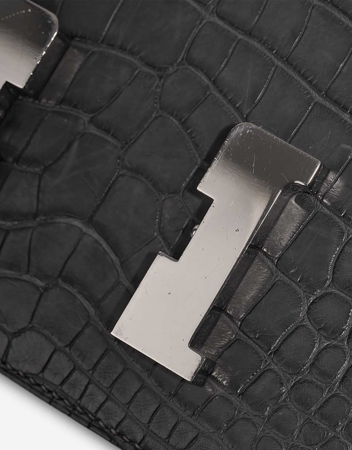 Hermès Constance 24 Matte Alligator Graphite Signs of wear | Sell your designer bag