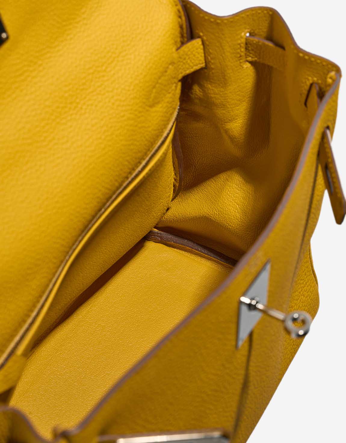 Hermès Kelly 28 Togo Jaune Ambre Inside | Sell your designer bag