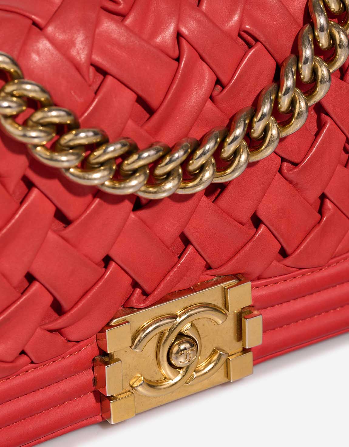 Chanel Boy Small Lamb Red Closing System | Sell your designer bag