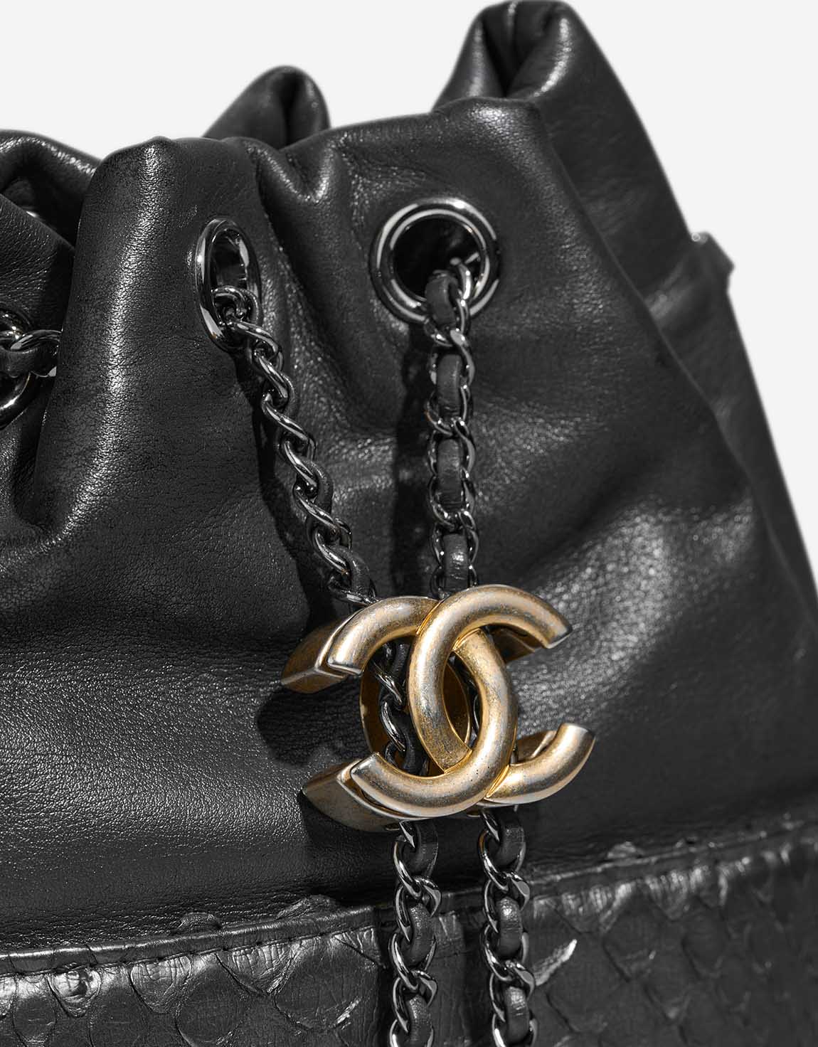 Chanel Bucket Bag Small Python / Lamb Metallic Grey Closing System | Sell your designer bag