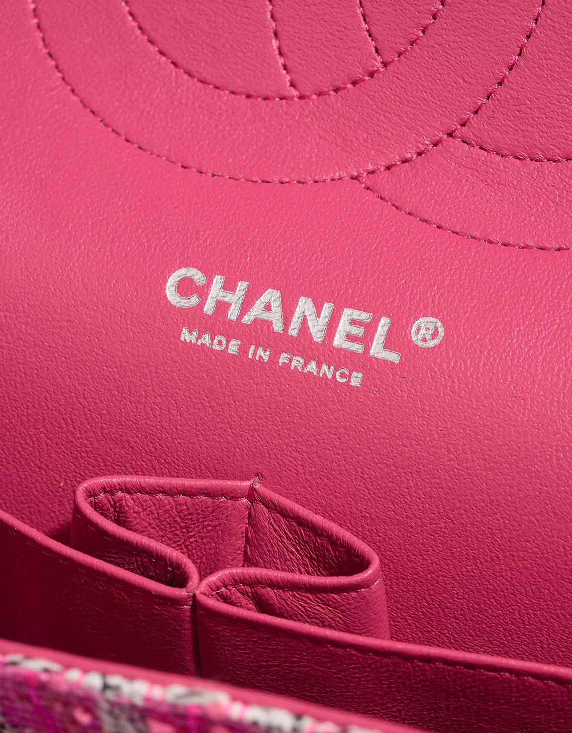 Chanel Timeless Jumbo Tweed Pink / White Logo | Sell your designer bag