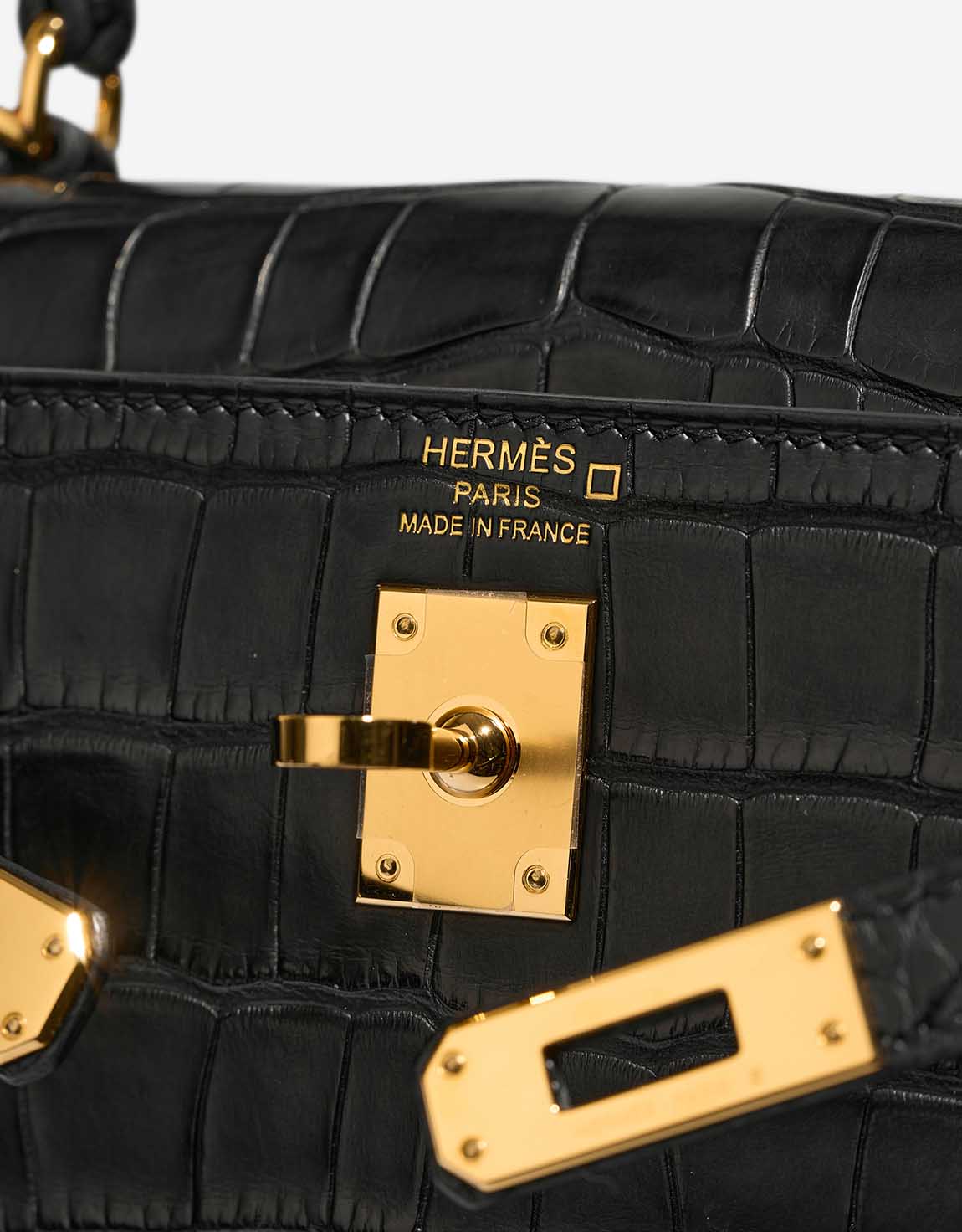 Hermès Kelly 25 Matte Alligator Black Logo | Sell your designer bag