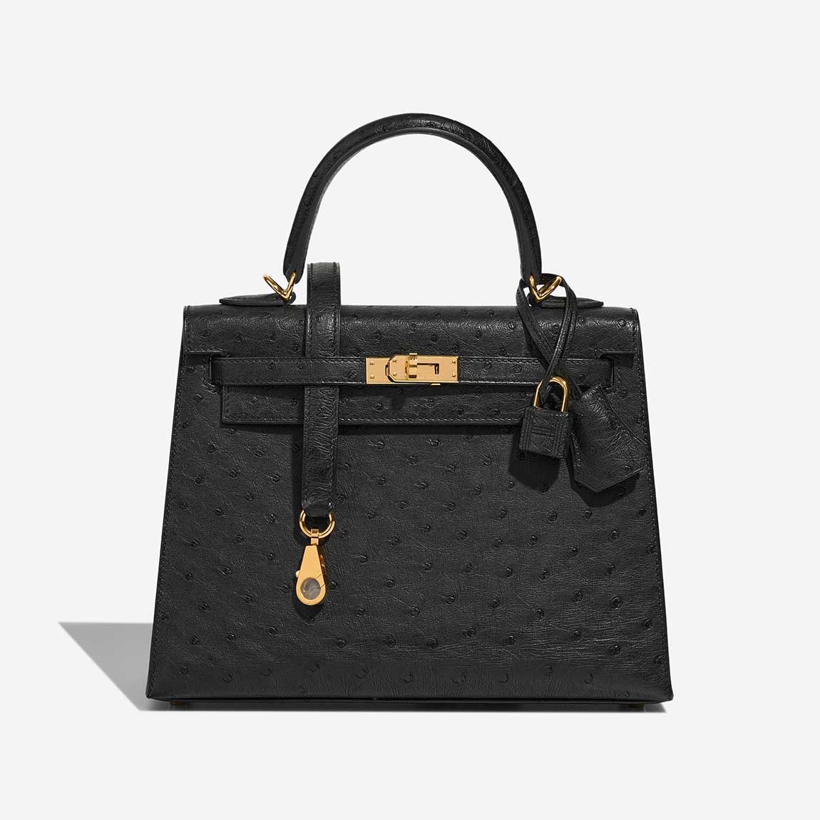 Hermès Kelly 25 Ostrich Black Front | Sell your designer bag