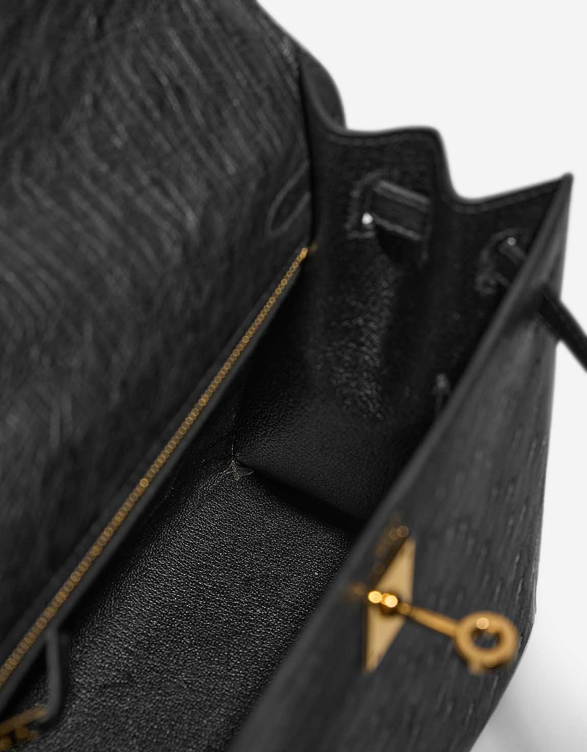 Hermès Kelly 25 Ostrich Black Inside | Sell your designer bag