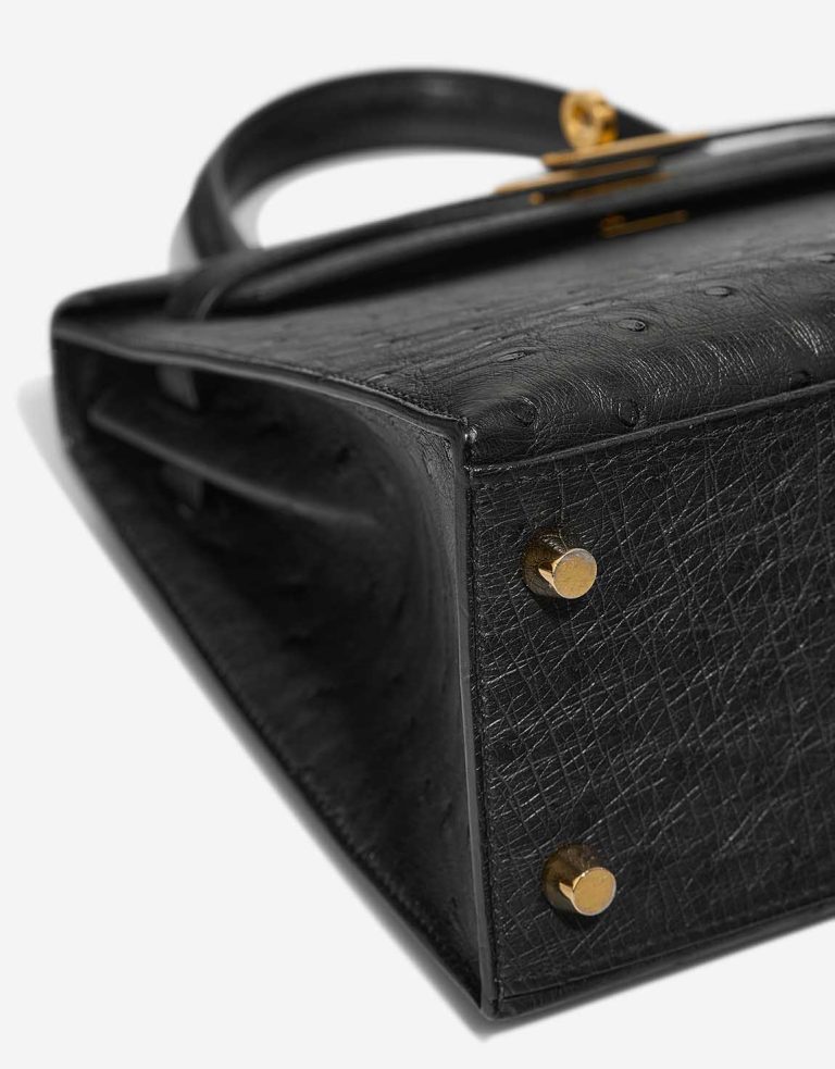 Hermès Kelly 25 Ostrich Black Signs of wear | Sell your designer bag