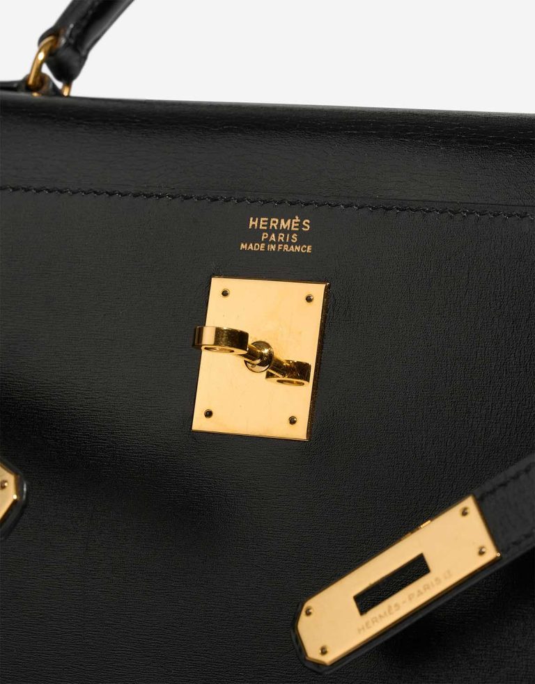 Hermès Kelly 32 Box Black Logo | Sell your designer bag