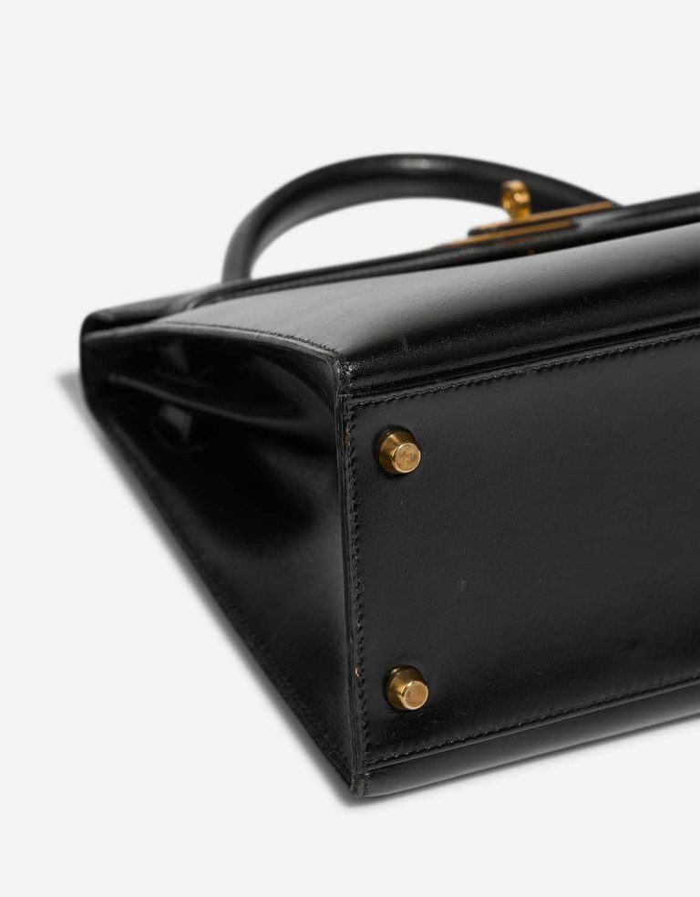 Hermès Kelly 32 Box Black Signs of wear | Sell your designer bag