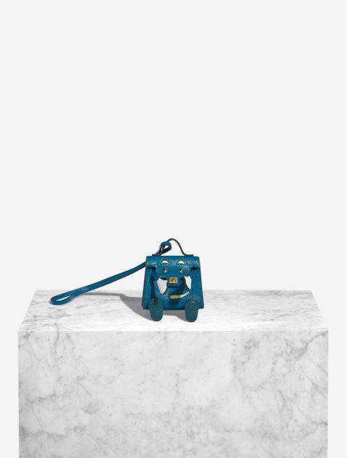 Hermès Kelly Doll Bag Charm Tadelakt Bleu Izmir / Vert Bosphore / Bleu Brume / Jaune Bourgeon Front | Verkaufen Sie Ihre Designer-Tasche