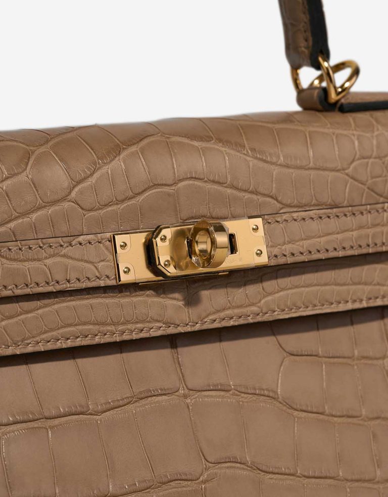 Hermès Kelly 25 Matte Alligator Chai Closing System | Sell your designer bag