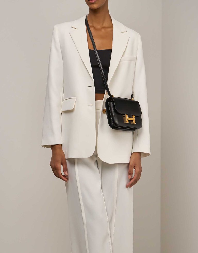 Hermès Constance 18 Box Schwarz Front | Verkaufen Sie Ihre Designer-Tasche