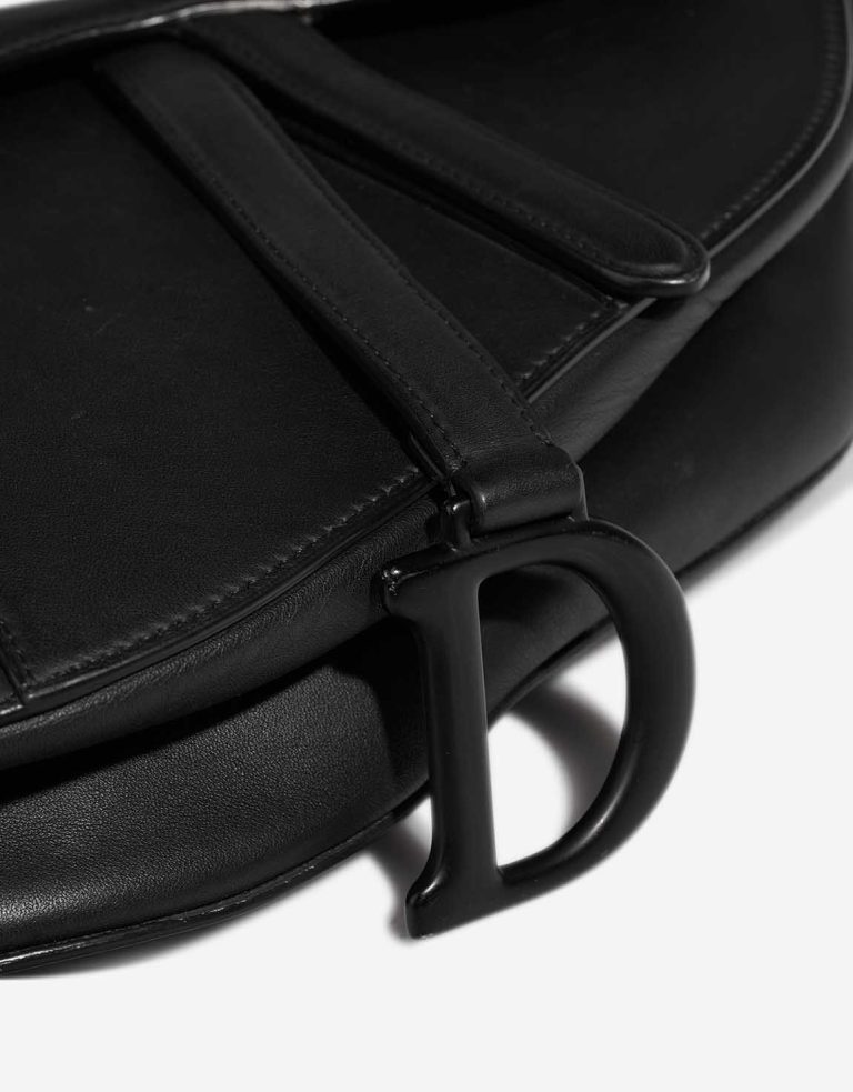 Dior Saddle Medium Calf Black Closing System | Sell your designer bag