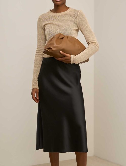 Bottega Veneta Pouch Calf Teak on Model | Sell your designer bag