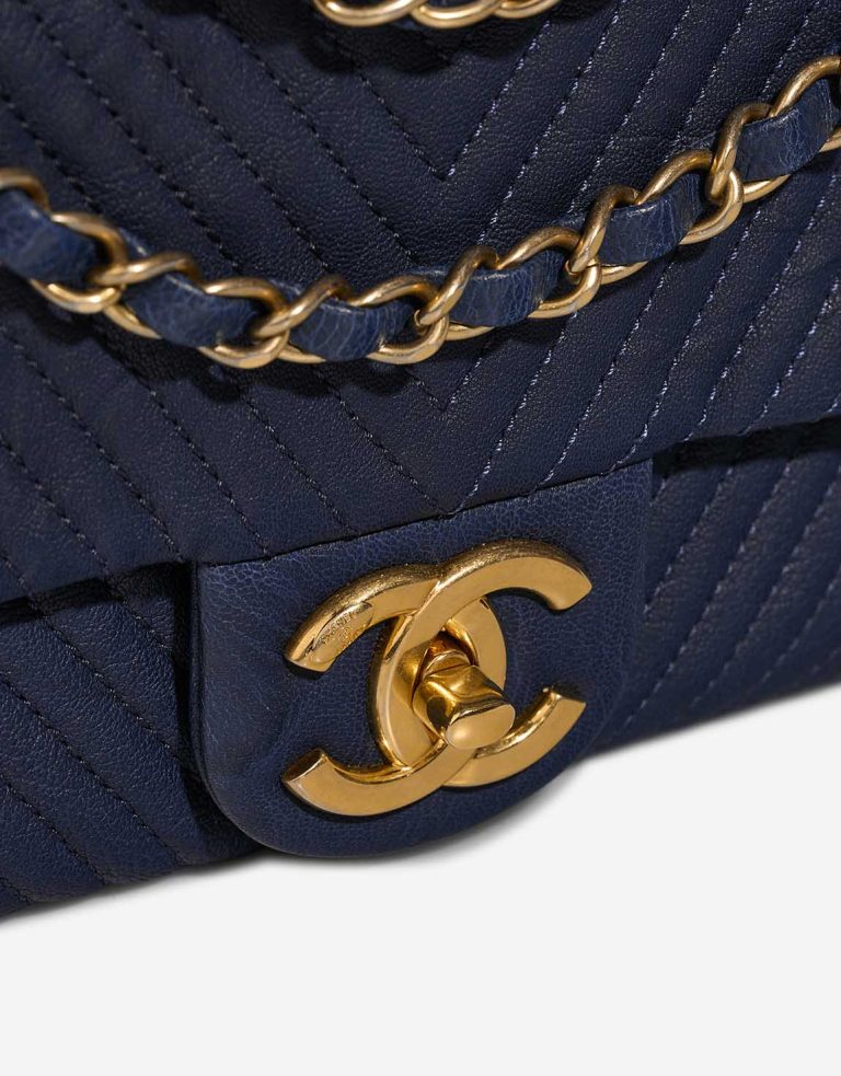 Chanel Timeless Surpique Medium Crinkled Calf Blue Closing System | Sell your designer bag