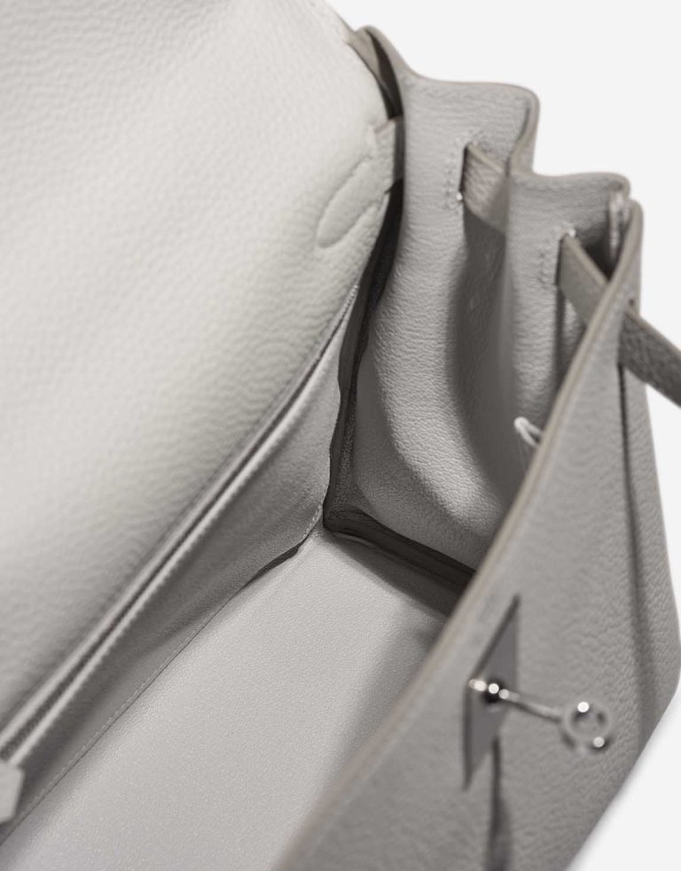 Hermès Kelly 28 Togo Gris Pâle Inside | Sell your designer bag