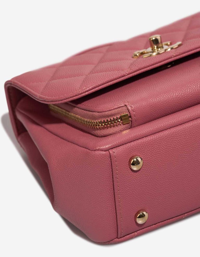 Chanel Business Affinity Small Calf Pink Signs of wear | Sell your designer bag