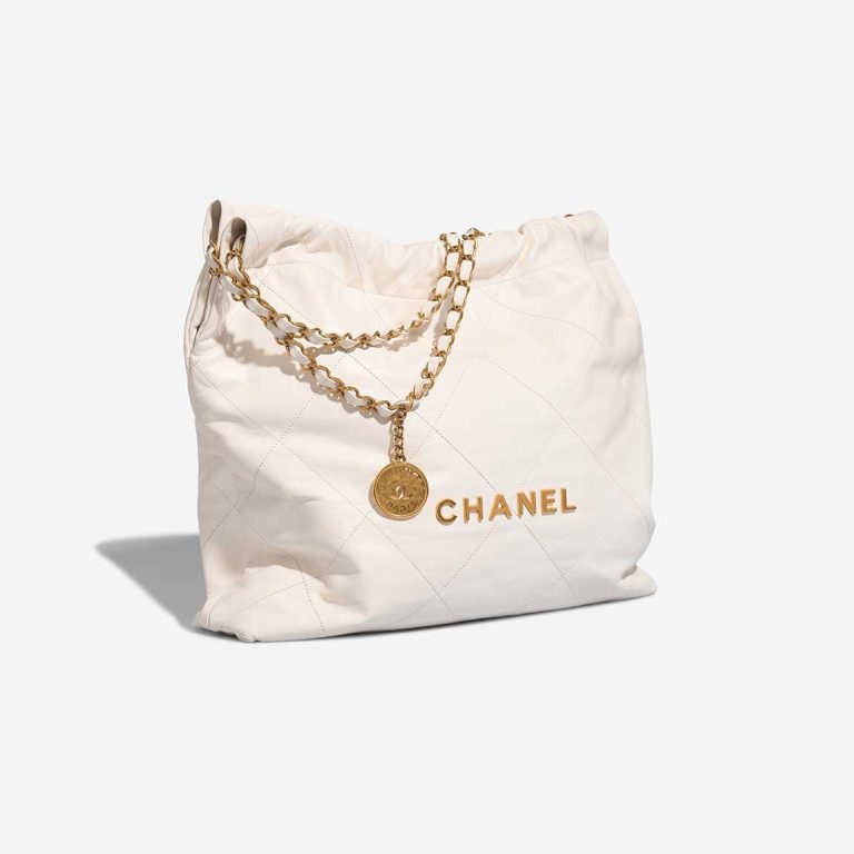 Chanel 22 Medium Lamb Off White | Vendez votre sac de créateur