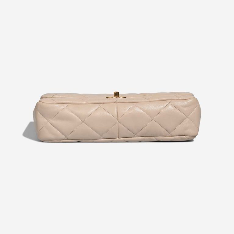 Chanel Flap Bag Medium Lammleder Off White | Verkaufen Sie Ihre Designer-Tasche