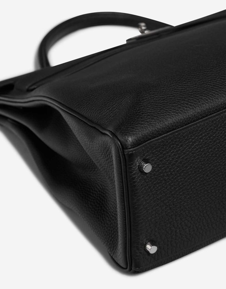 Hermès Kelly 40 Togo Black Signs of wear | Sell your designer bag