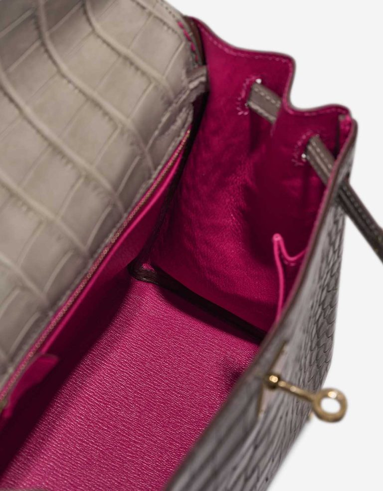 Hermès Kelly 25 Matte Alligator Gris Perle / Rose Pourpre Inside | Sell your designer bag