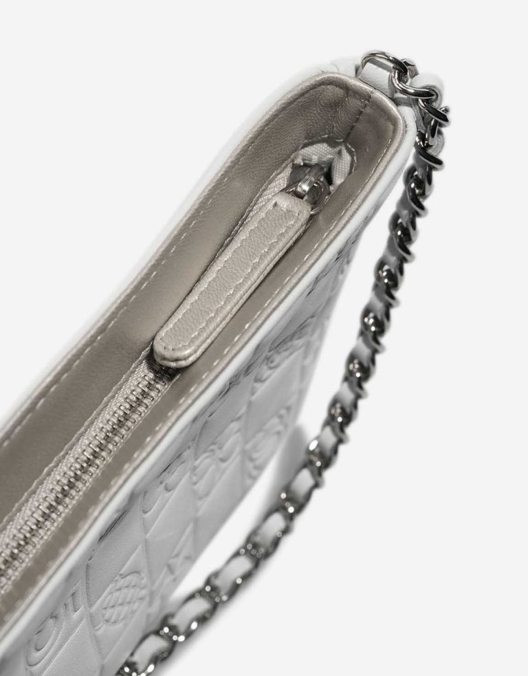 Chanel Clutch With Chain Small Lamb White Closing System | Sell your designer bag