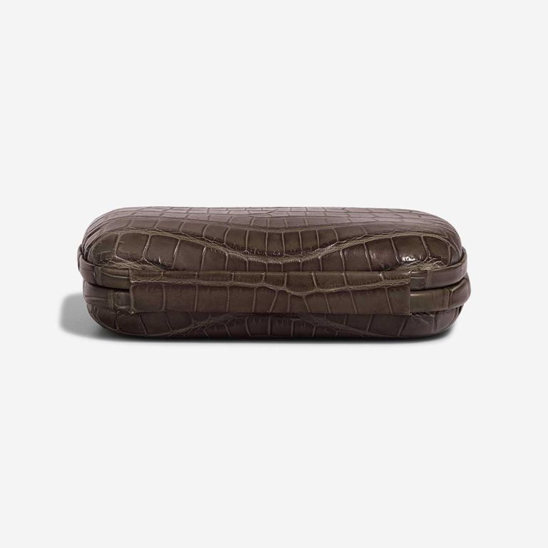 Bottega Veneta Knot Clutch Crocodile Brown | Sell your designer bag