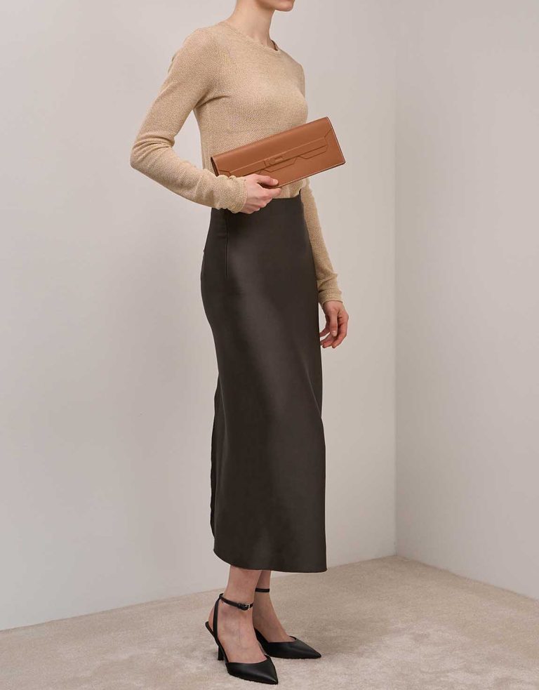 Hermès Birkin Shadow Cut Clutch Swift Gold Front | Verkaufen Sie Ihre Designer-Tasche