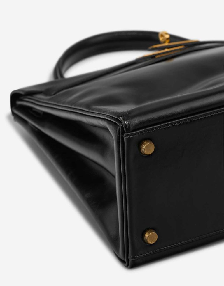 Hermès Kelly 32 Box Black Signs of wear | Sell your designer bag