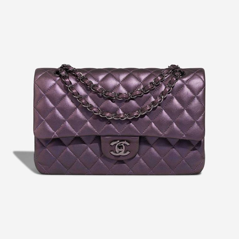 Chanel Timeless Mittel Lammleder Schillerndes Violett vorne | Verkaufen Sie Ihre Designertasche