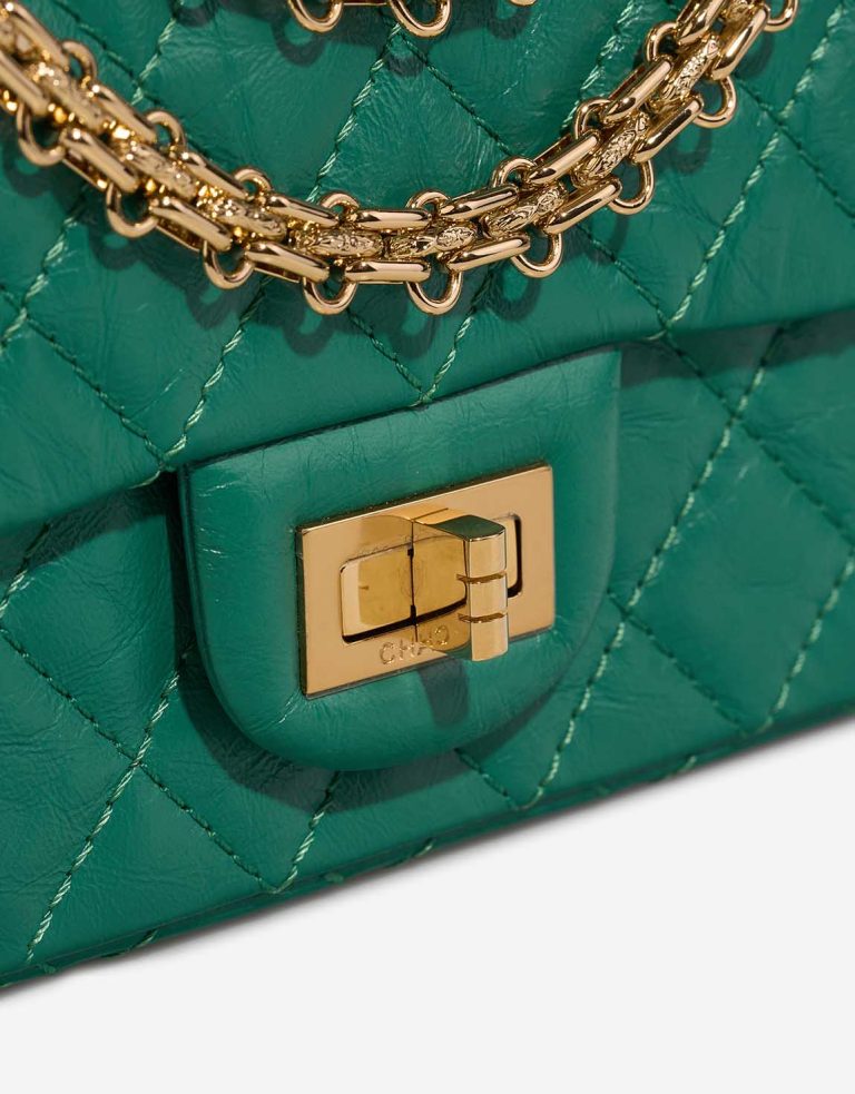 Chanel 2.55 Reissue 224 Aged Calf Green Closing System | Sell your designer bag
