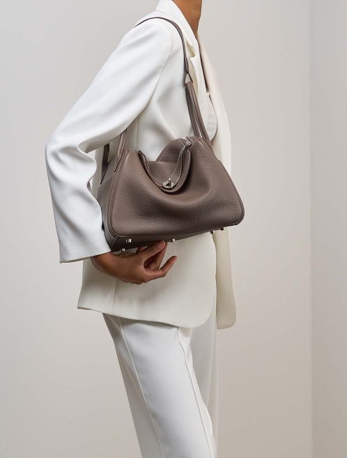 Hermès Lindy 30 Clémence Étoupe on Model | Sell your designer bag