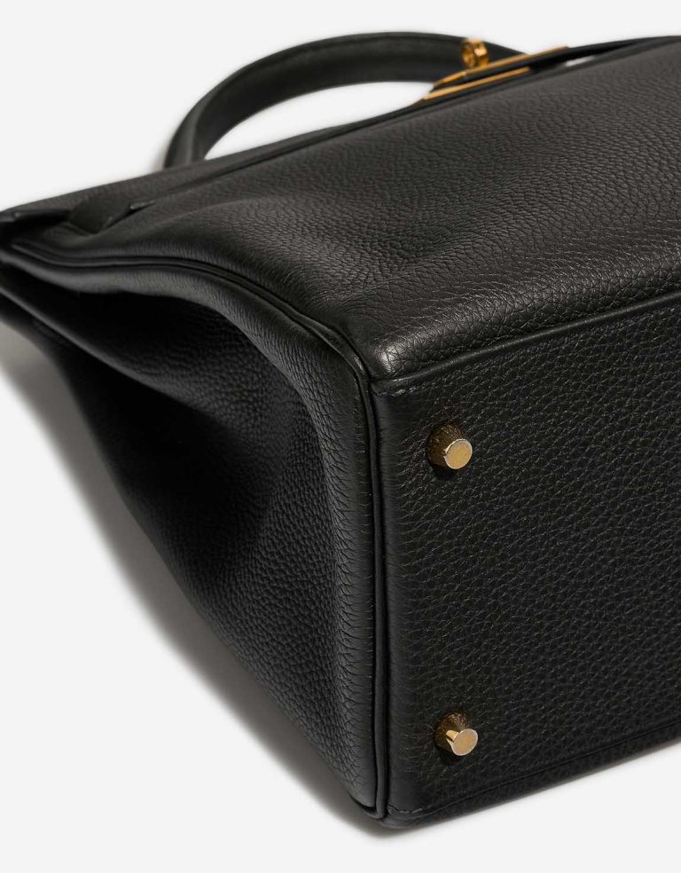 Hermès Kelly 40 Togo Black Signs of wear | Sell your designer bag