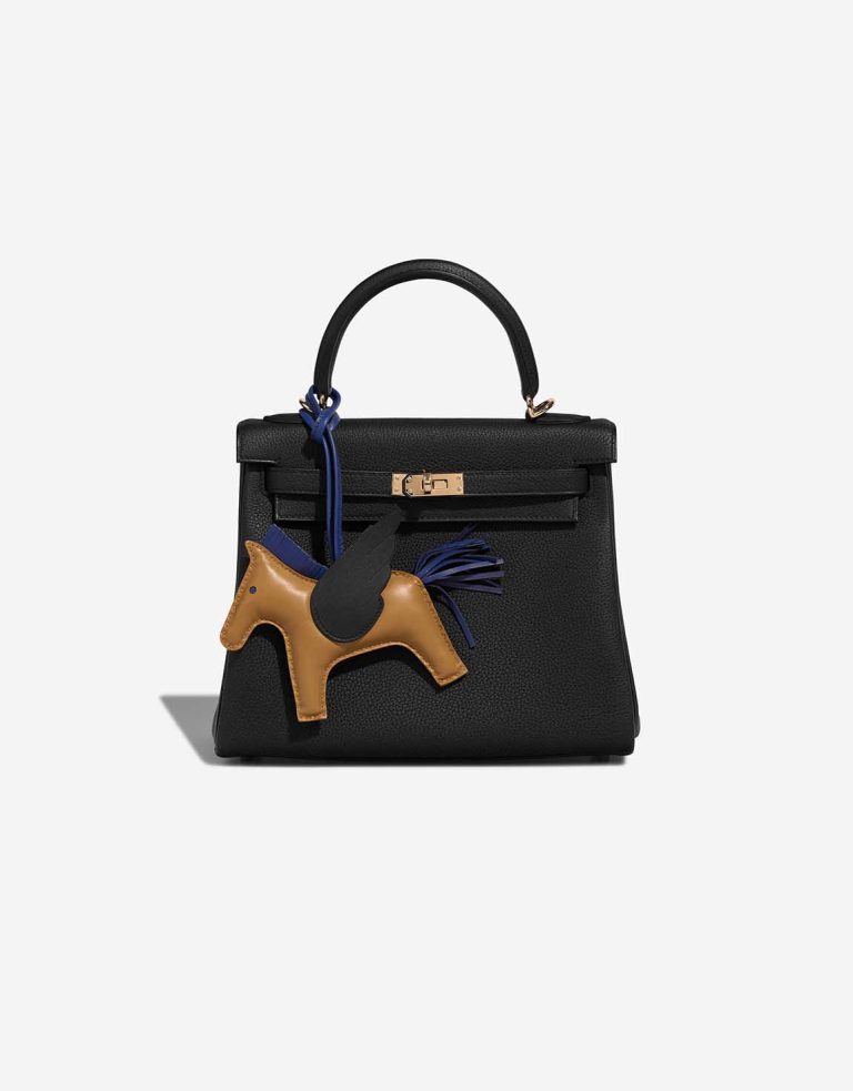 Hermès Rodéo Pegasus MM Milo Bleu Saphir / Schwarz / Sésame Front | Verkaufen Sie Ihre Designer-Tasche