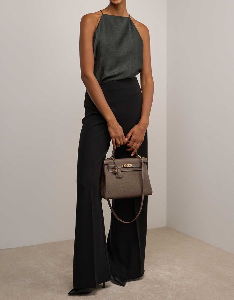 Hermès Kelly 28 Taurillon Clémence Étoupe Front | Verkaufen Sie Ihre Designertasche