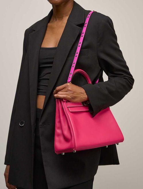 Hermès Dog Carrés Shoulder Strap Swift Magnolia on Model | Sell your designer bag