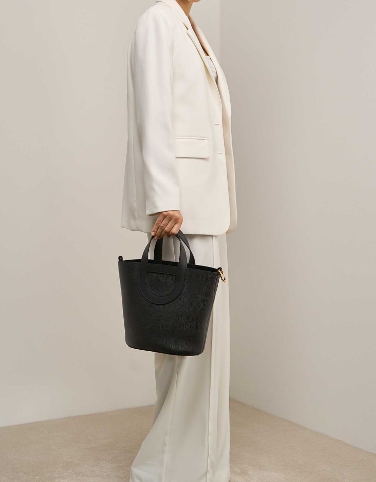 Hermès In-The-Loop 23 Clémence Black Front | Sell your designer bag