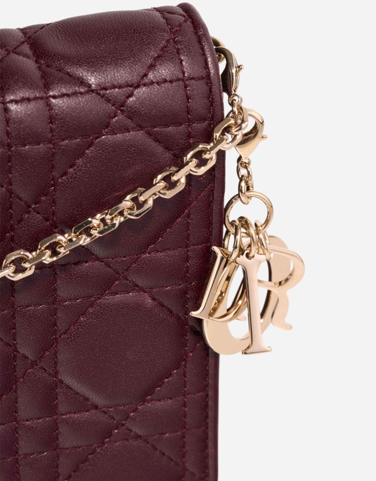 Dior Lady Pouch Lamb Burgundy Closing System | Sell your designer bag