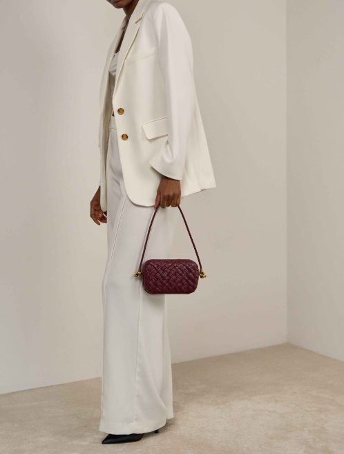 Bottega Veneta Knot Clutch Calf Burgundy on Model | Sell your designer bag