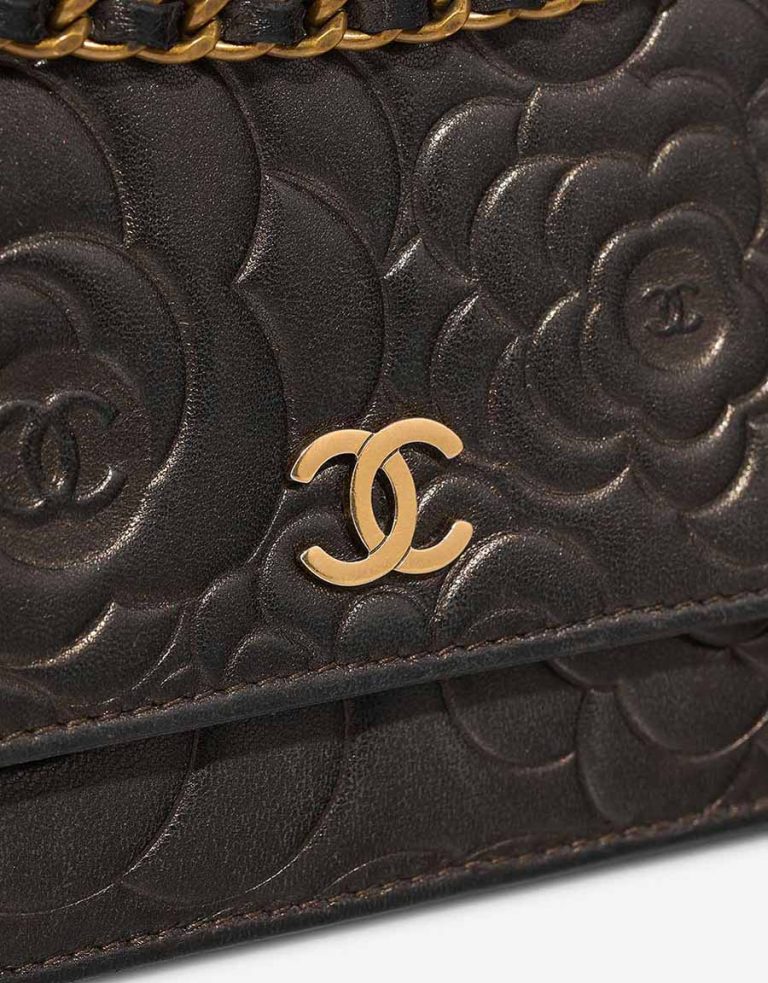 Chanel Wallet On Chain Camellia Calf Black / Gold Closing System | Sell your designer bag