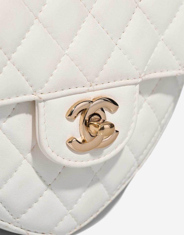 Chanel Timeless Heart Large Lamb White Closing System | Sell your designer bag