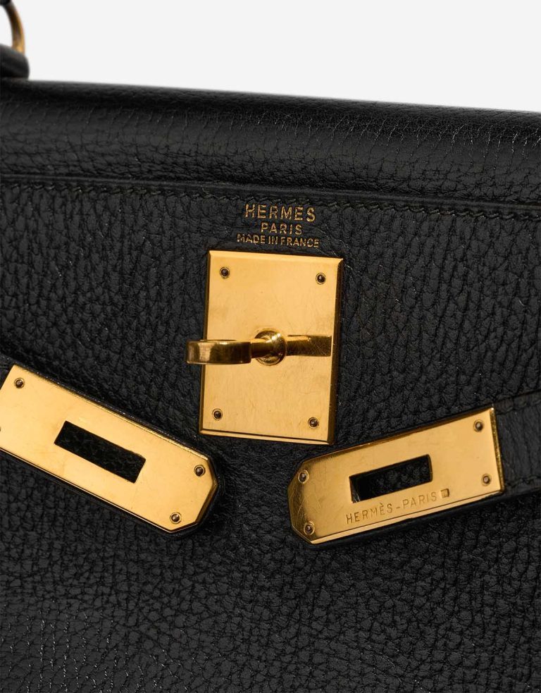Hermès Kelly 28 Ardennes Black Logo | Vendre votre sac de créateur