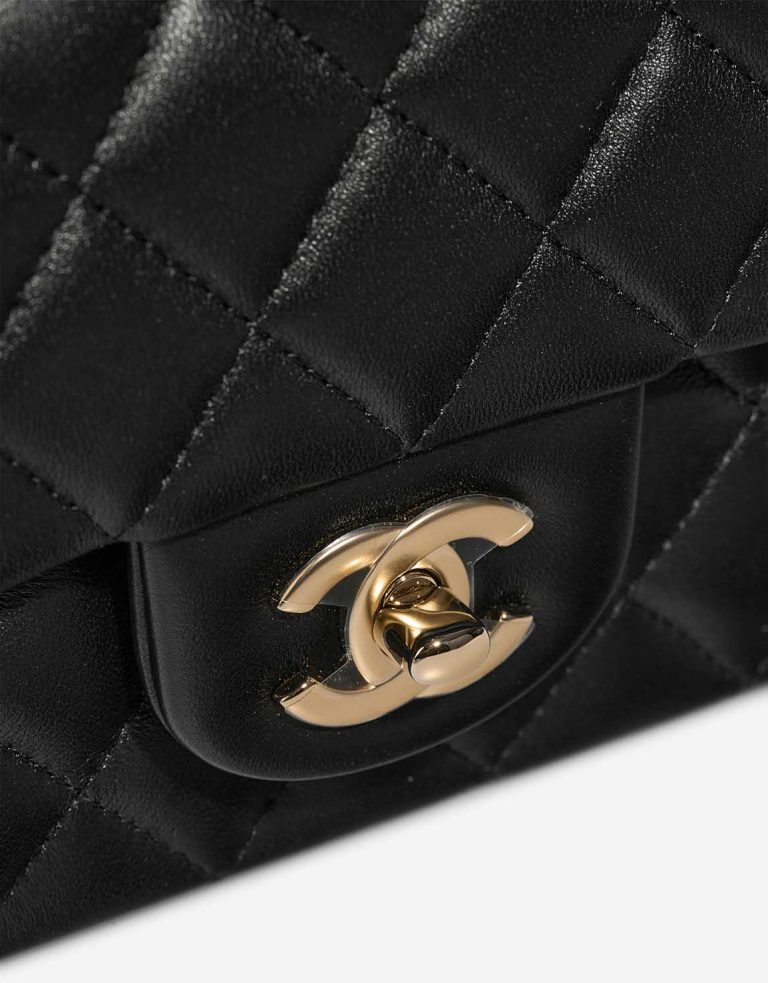 Chanel Timeless Mini Rectangular Lammleder Black Closing System | Verkaufen Sie Ihre Designer-Tasche