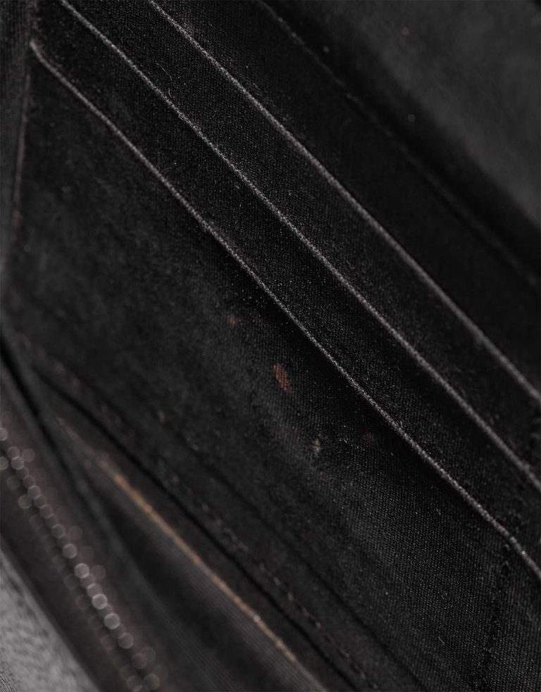 Chanel Wallet On Chain Caviar Black Signs of wear | Sell your designer bag