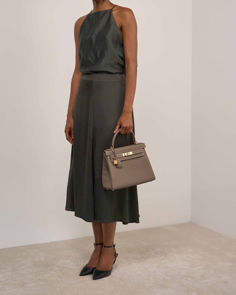 Hermès Kelly 28 Togo Étoupe Front | Sell your designer bag