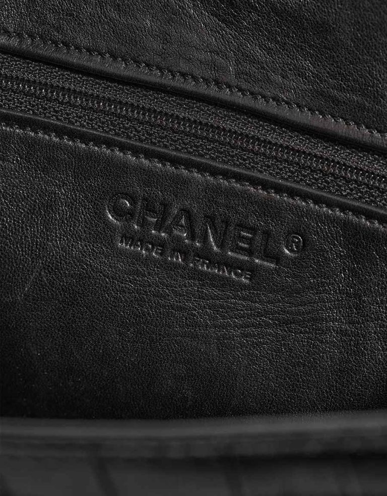 Chanel Shopping Tote Small Matte Alligator Black Logo | Sell your designer bag