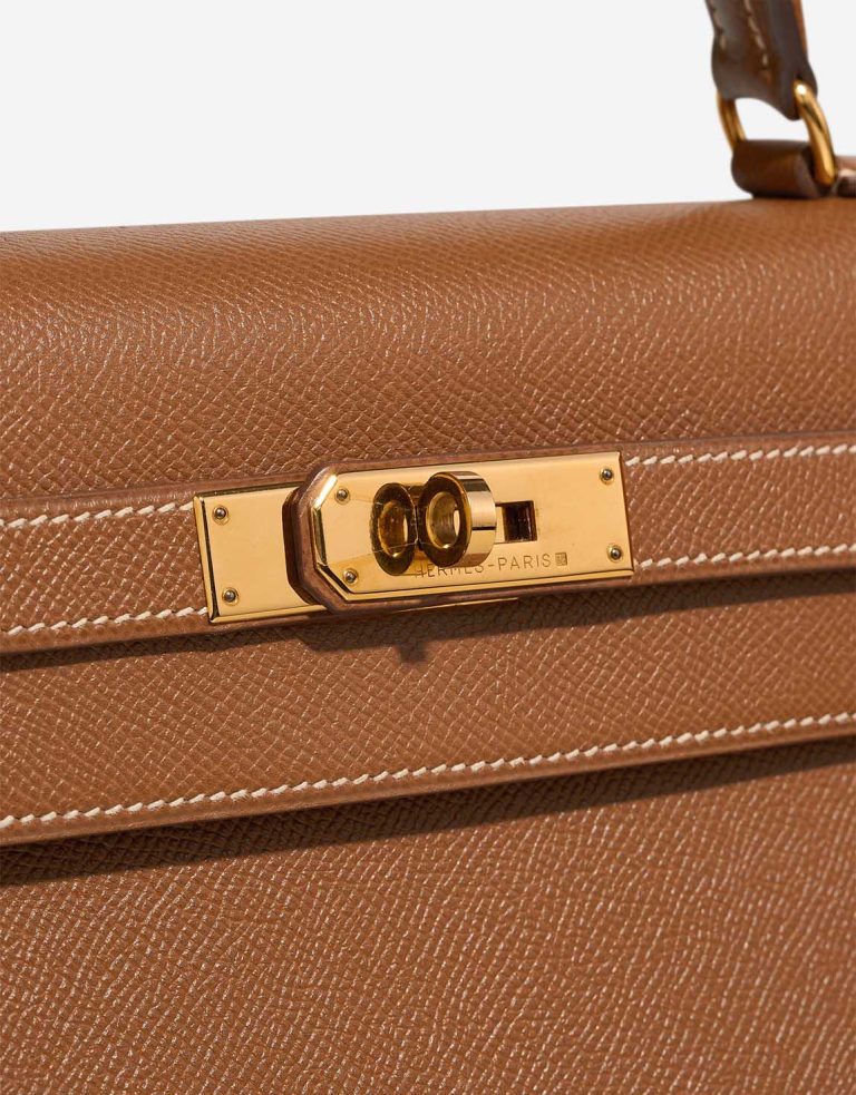 Hermès Kelly Sellier 32 Epsom Gold Système de fermeture | Vendez votre sac de créateur