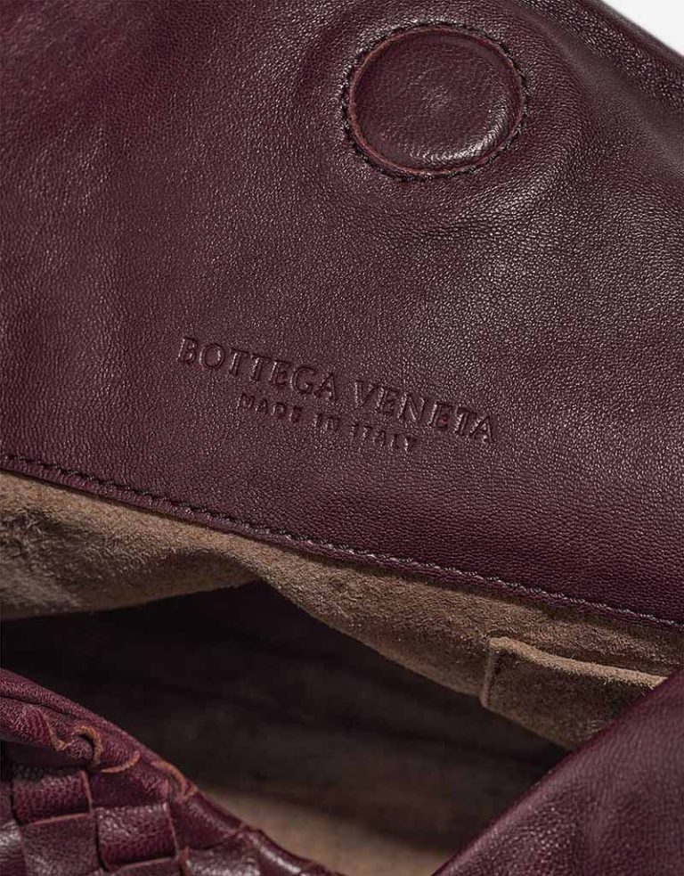 Bottega Veneta Shoulder Bag Medium Lamb Dark Burgundy Logo | Sell your designer bag