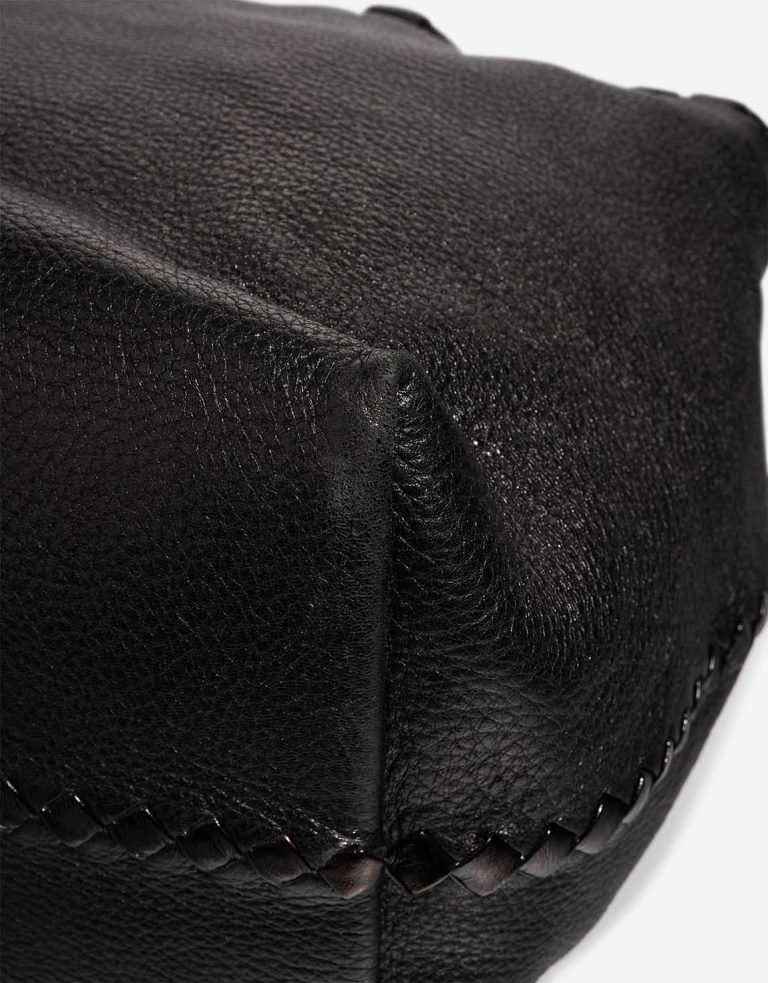 Bottega Veneta Shoulder Bag Large Calf / Patent Black Signs of wear | Sell your designer bag