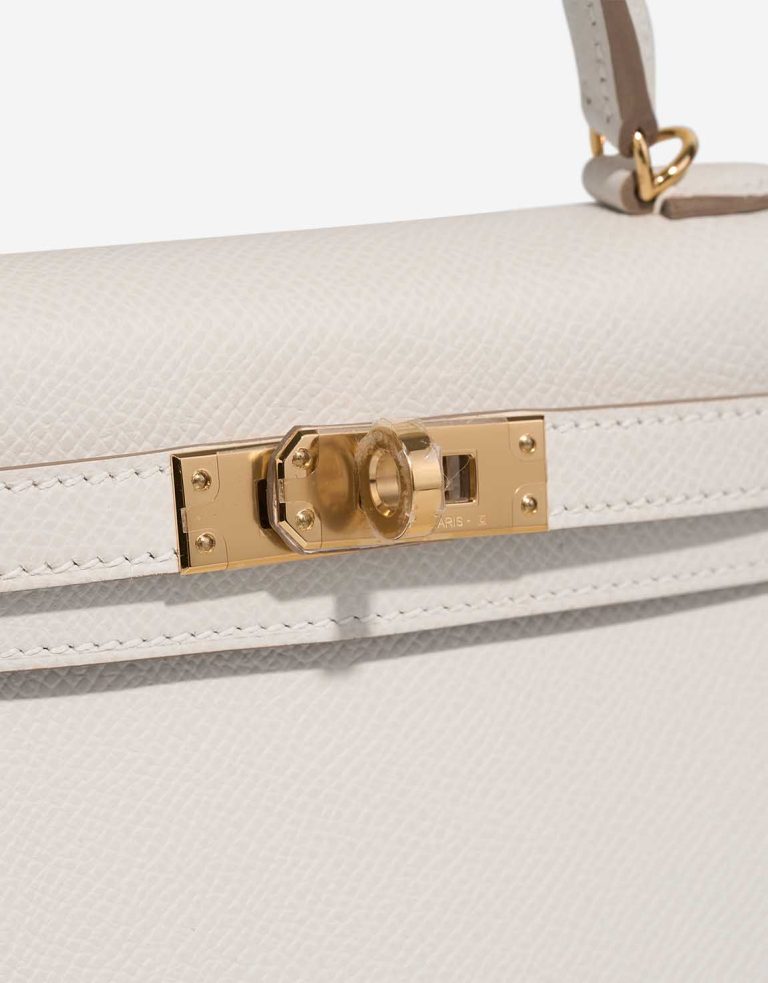 Hermès Kelly Mini Epsom Gris Pâle Closing System | Sell your designer bag