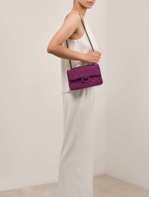 Chanel 2.55 Reissue 225 Velvet Lilac on Model | Sell your designer bag